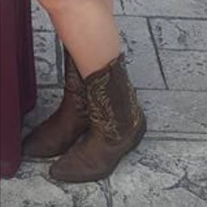Laredo Cowboy Boots